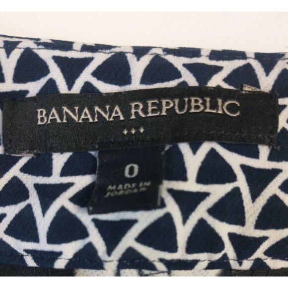 Banana Republic High Rise Side Zip Navy and White Geo Print Shorts Size 0 - Picture 8 of 9
